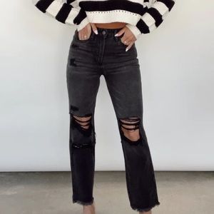 NWT Alyssa 90’s Vintage Straight Distressed washed black high waisted Jeans 26
